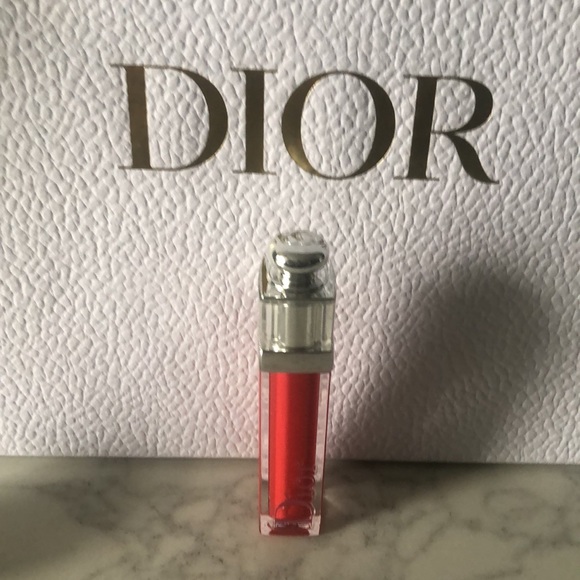 SOLD SOLD SOLD 840 lipgloss and Blooming Bouquet - Picture 3 of 3